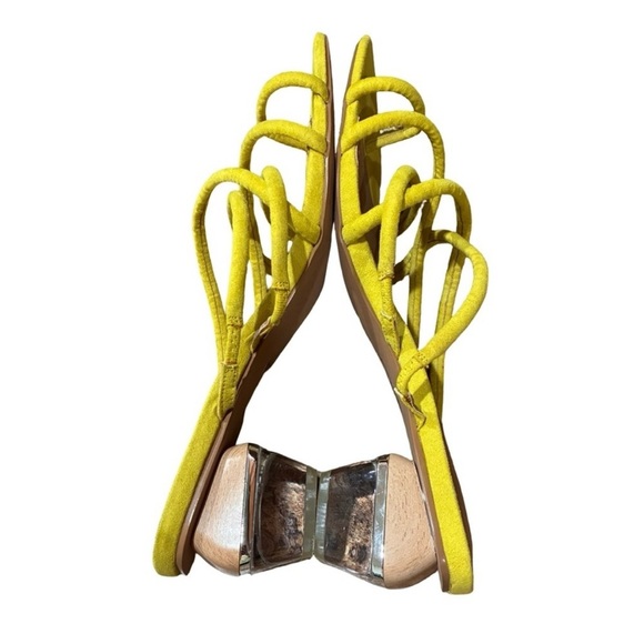 ASOS Hawaii Strappy Transparent Block Heeled
Sandals Yellow - Picture 6 of 8